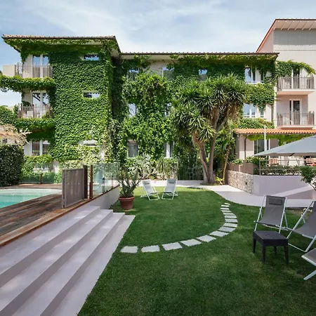 Hotel Marina Garden 4*