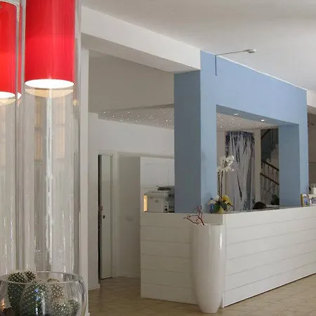 Marina Garden Hotel