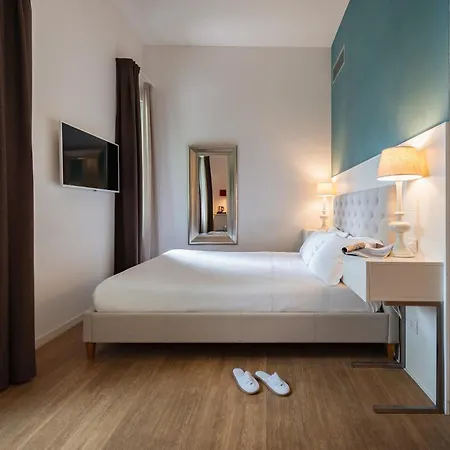 Marina Garden Hotel